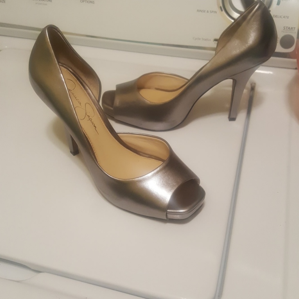 Jessica Simpaon josette heels